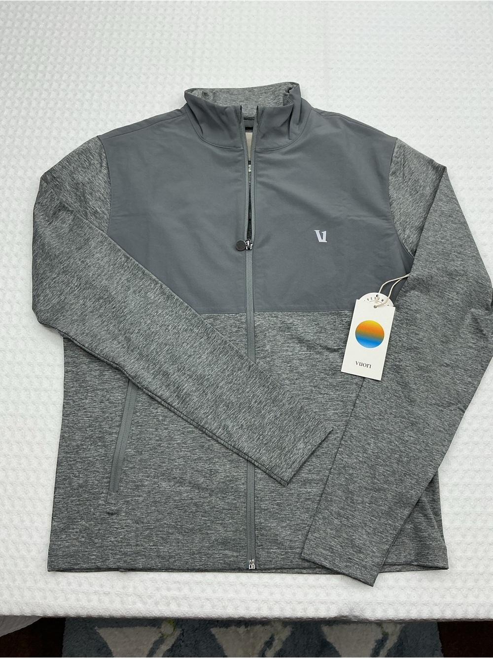 Vuori Men's Gray Lightweight Half-Zip Shirt Jacket